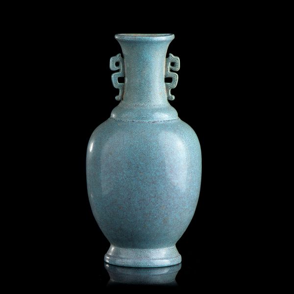 VASO DA MURO IN PORCELLANA CON INVETRIATURA 'ROBIN'S EGG'  - Asta Arte asiatica e tribale  - Associazione Nazionale - Case d'Asta italiane