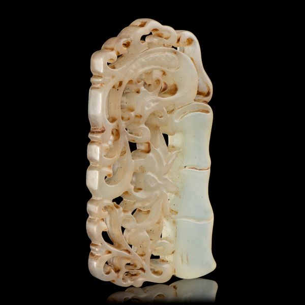 PENDENTE IN PIETRA  - Asta Arte asiatica e tribale  - Associazione Nazionale - Case d'Asta italiane