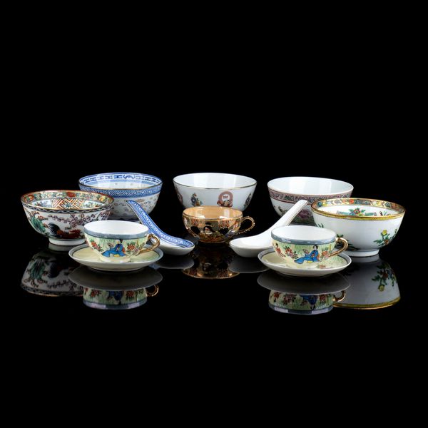 LOTTO DI PORCELLANE  - Asta Arte asiatica e tribale  - Associazione Nazionale - Case d'Asta italiane