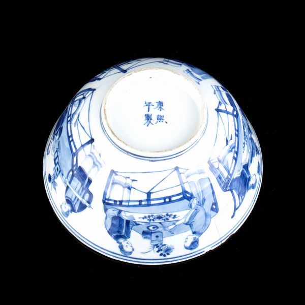 CIOTOLA IN PORCELLANA 'BIANCO E BLU'  - Asta Arte asiatica e tribale  - Associazione Nazionale - Case d'Asta italiane