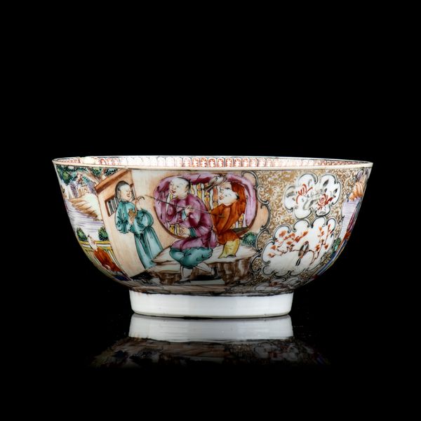 CIOTOLA IN PORCELLANA 'FAMIGLIA ROSA'  - Asta Arte asiatica e tribale  - Associazione Nazionale - Case d'Asta italiane