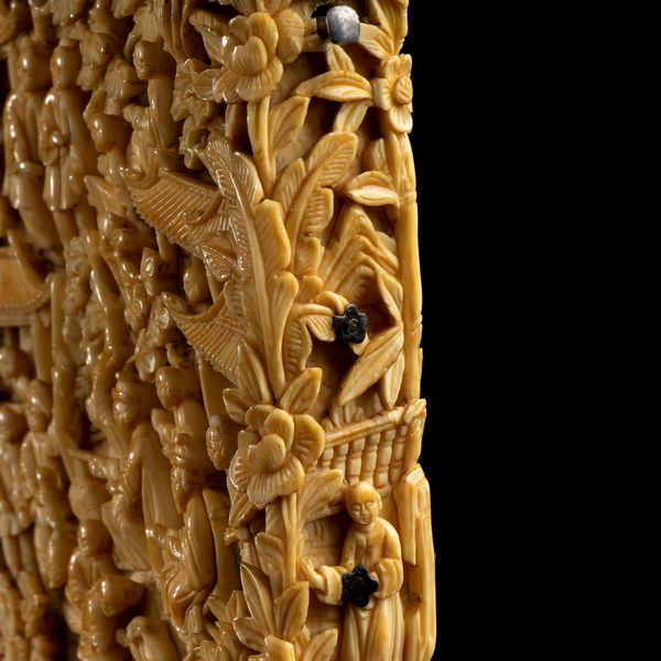 PORTABIGLIETTI IN AVORIO INTAGLIATO  - Asta Arte asiatica e tribale  - Associazione Nazionale - Case d'Asta italiane