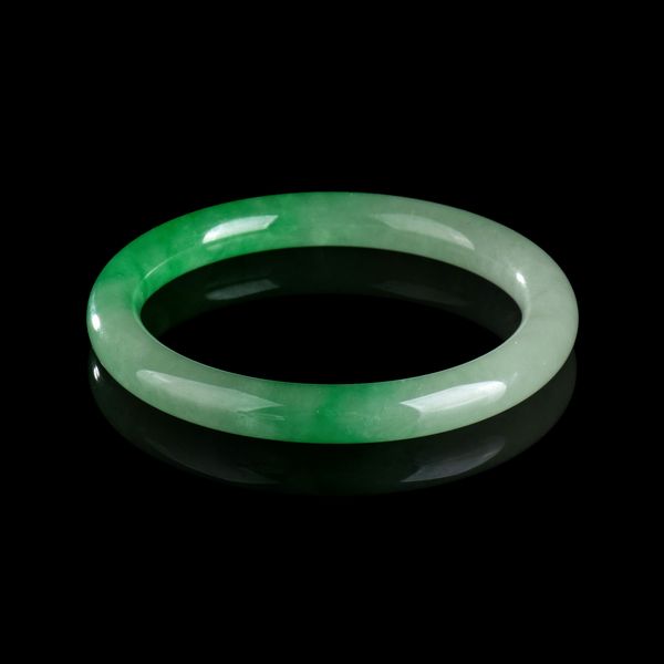 BRACCIALE IN GIADEITE  - Asta Arte asiatica e tribale  - Associazione Nazionale - Case d'Asta italiane