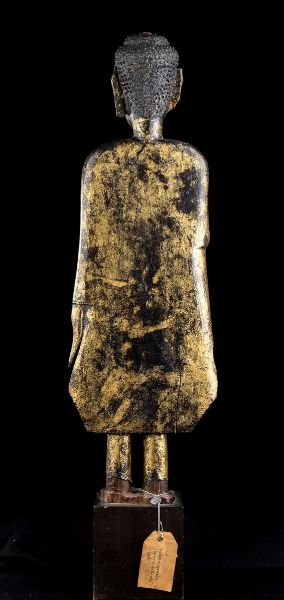 BUDDHA IN LEGNO LACCATO E DORATO  - Asta Arte asiatica e tribale  - Associazione Nazionale - Case d'Asta italiane
