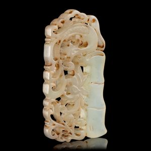 PENDENTE IN PIETRA  - Asta Arte asiatica e tribale  - Associazione Nazionale - Case d'Asta italiane