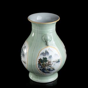 GRANDE VASO IN PORCELLANA CON DECORO A SMALTI POLICROMI  - Asta Arte asiatica e tribale  - Associazione Nazionale - Case d'Asta italiane