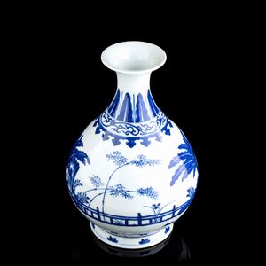 VASO A BOTTIGLIA IN PORCELLANA 'BIANCO E BLU'  - Asta Arte asiatica e tribale  - Associazione Nazionale - Case d'Asta italiane