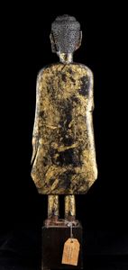 BUDDHA IN LEGNO LACCATO E DORATO  - Asta Arte asiatica e tribale  - Associazione Nazionale - Case d'Asta italiane
