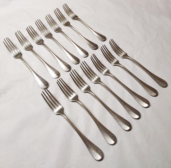 Parte di servizio placcato argento composto da 14 forchette  - Asta Design e oggetti d'arte  - Associazione Nazionale - Case d'Asta italiane