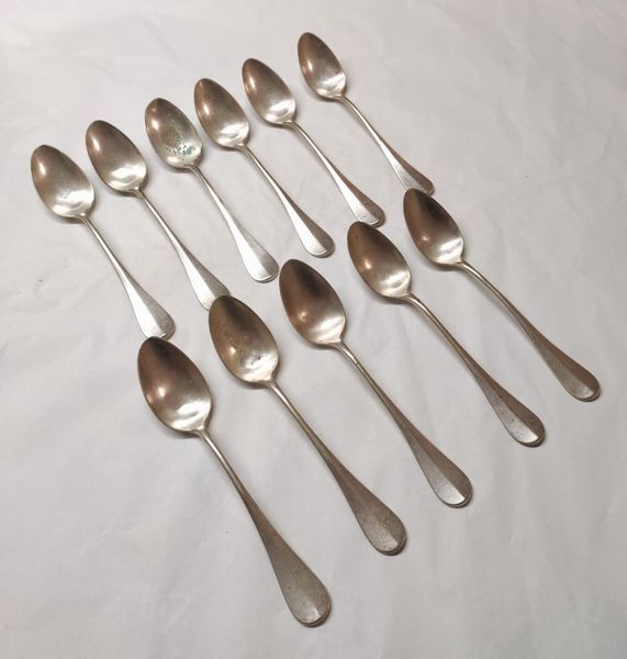 Parte di servizio placcato argento composto da 11 cucchiai  - Asta Design e oggetti d'arte  - Associazione Nazionale - Case d'Asta italiane