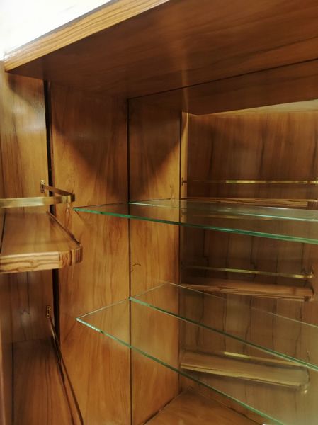 Produzione Italiana XX secolo : Mobile Bar  - Asta Design e oggetti d'arte  - Associazione Nazionale - Case d'Asta italiane