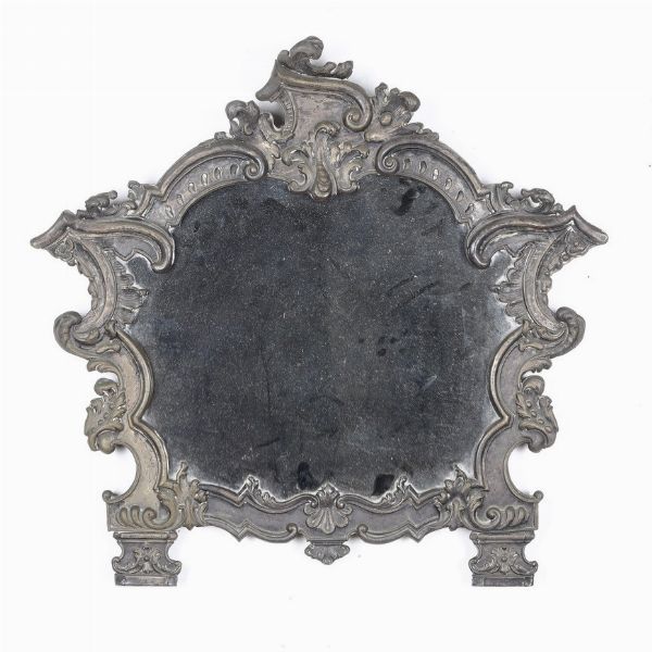 Specchierina in metallo da cartagloria  - Asta Antiquariato - Associazione Nazionale - Case d'Asta italiane