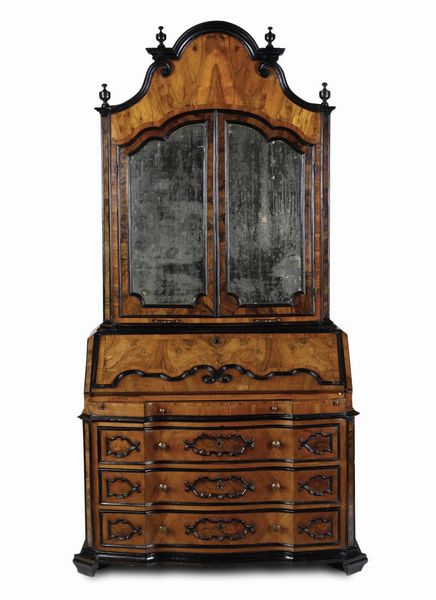 Trumeau Rococ lastronato ed intarsiato con cornici nere. Lombardia XVIII secolo  - Asta Antiquariato - Associazione Nazionale - Case d'Asta italiane