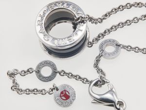 Bulgari per Save The Children. Girocollo B.zero1  - Asta Gioielli  - Associazione Nazionale - Case d'Asta italiane