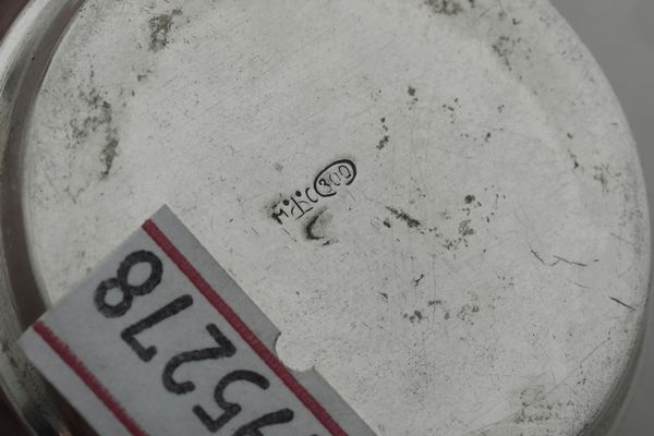 Quattro bicchieri da viaggio. Differenti manifatture italiane del XX secolo  - Asta Argenti - Associazione Nazionale - Case d'Asta italiane