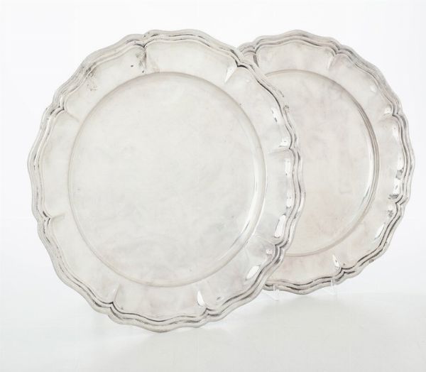 Coppia di piatti. Argenteria italiana del XX secolo  - Asta Argenti - Associazione Nazionale - Case d'Asta italiane