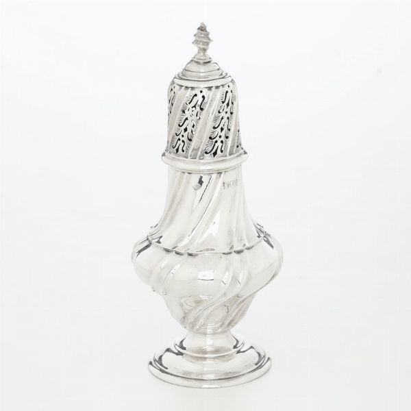 Spargizucchero. Londra 1906. Argentiere Goldsmiths & silversmiths company  - Asta Argenti - Associazione Nazionale - Case d'Asta italiane