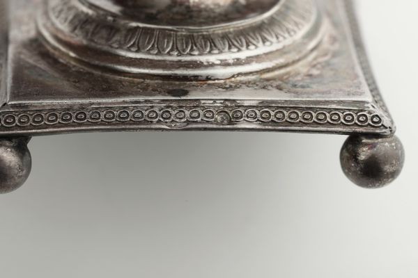 Coppia di saliere in argento, Genova XIX secolo, una saliera doppia e una salierina in metallo argentato  - Asta Argenti - Associazione Nazionale - Case d'Asta italiane