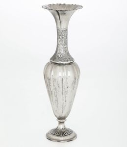 Vaso. Argenteria italiana del XX-XXI secolo  - Asta Argenti - Associazione Nazionale - Case d'Asta italiane