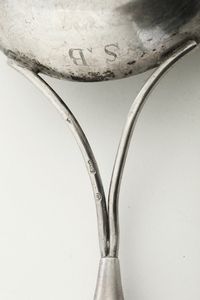 Mestolo con manico in legno. Genova XIX secolo  - Asta Argenti - Associazione Nazionale - Case d'Asta italiane