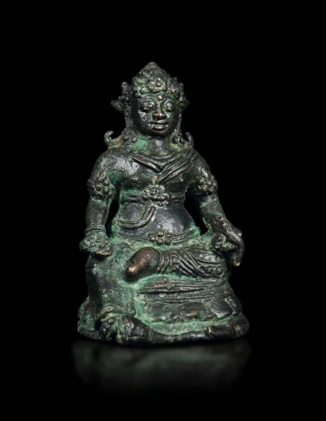 Figura di Agnideva Dangsong Melha in bronzo, India del Nord, XII secolo  - Asta The Art of Himalayan and Chinese Bronze - Associazione Nazionale - Case d'Asta italiane
