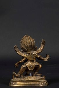 Figura di Mahakala in bronzo dorato, Tibet, XVIII secolo  - Asta The Art of Himalayan and Chinese Bronze - Associazione Nazionale - Case d'Asta italiane