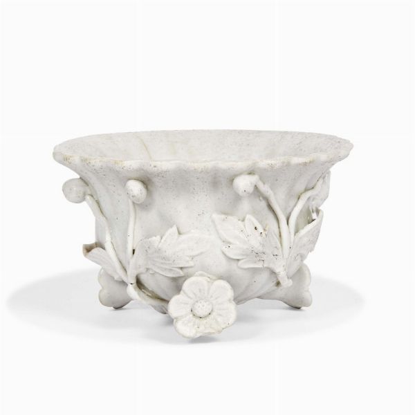 TAZZINA CON PIATTINO, DOCCIA, MANIFATTURA GINORI, 1750-1760  - Asta  TAZZINE DA COLLEZIONE - Associazione Nazionale - Case d'Asta italiane