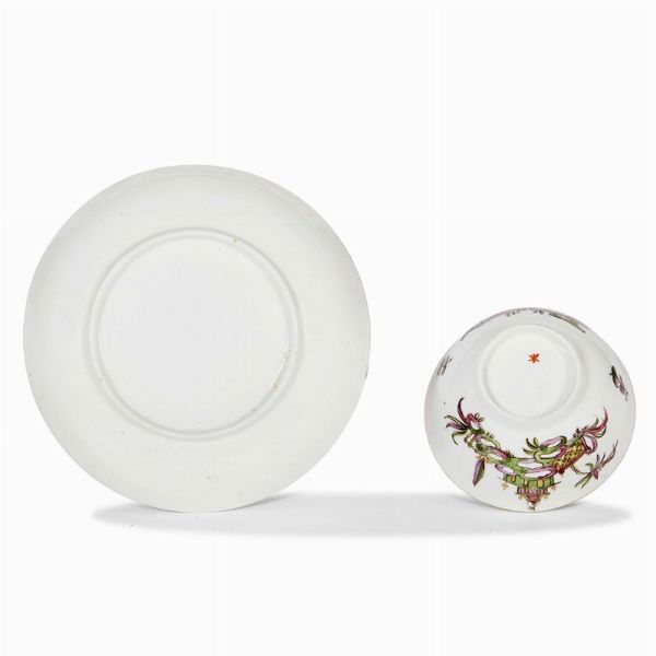 TAZZINA CON PIATTINO, NOVE, MANIFATTURA PASQUALE ANTONIBON, 1760-1780 CIRCA  - Asta  TAZZINE DA COLLEZIONE - Associazione Nazionale - Case d'Asta italiane