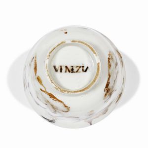 TAZZINA, VENEZIA, MANIFATTURA VEZZI, 1720-1727 CIRCA  - Asta  TAZZINE DA COLLEZIONE - Associazione Nazionale - Case d'Asta italiane