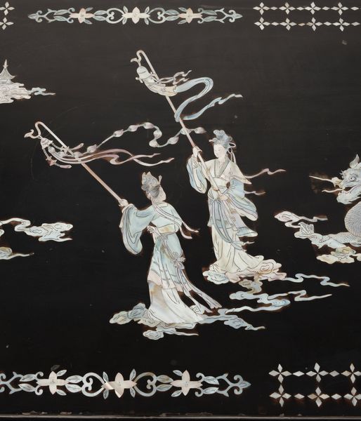 Arte Cinese : Tavolo da centro legno laccato e madreperlaCina, XX secolo  - Asta Asta 437 | ARTE ORIENTALE - ARTE ORIENTALE DA COLLEZIONI PRIVATE ITALIANE Online - Associazione Nazionale - Case d'Asta italiane