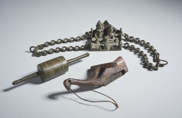 Arte Indiana : Gruppo di 10  utensili di varia natura India, XIX-XX secolo  - Asta Asta 437 | ARTE ORIENTALE - ARTE ORIENTALE DA COLLEZIONI PRIVATE ITALIANE Online - Associazione Nazionale - Case d'Asta italiane