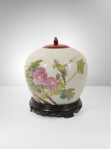 Arte Cinese - Vaso da zenzero in porcellana cinese. Cina, Periodo della Repubblica.