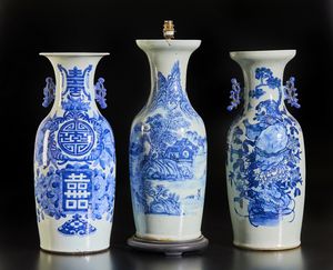 Arte Cinese - Gruppo di tre vasi in porcellana bianco/blu. Cina, prima metà XX secolo