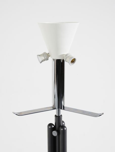 CACCIA DOMINIONI LUIGI (1913 - 2016) : Lampada da terra mod. LTE13 Porcino Terra per Azucena, Milano  - Asta Asta 438 | DESIGN E ARTI DECORATIVE DEL NOVECENTO Online - Associazione Nazionale - Case d'Asta italiane