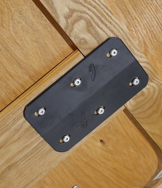 WEGNER HANS JORGEN (1914 - 2007) : Coppia di poltrone mod. CH07 Shell Chair per di Carl Hansen & Co., Danimarca  - Asta Asta 438 | DESIGN E ARTI DECORATIVE DEL NOVECENTO Online - Associazione Nazionale - Case d'Asta italiane