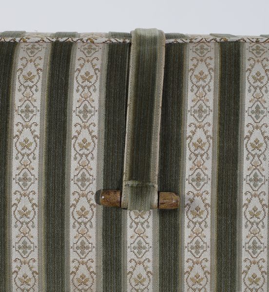 MANIFATTURA ITALIANA : Divano a tre posti  - Asta Asta 438 | DESIGN E ARTI DECORATIVE DEL NOVECENTO Online - Associazione Nazionale - Case d'Asta italiane