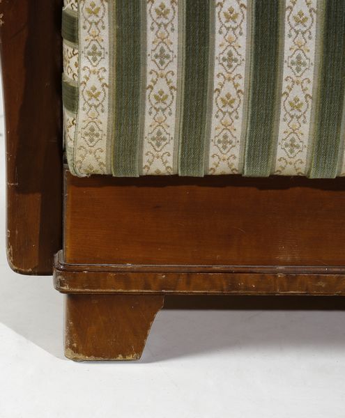 MANIFATTURA ITALIANA : Divano a tre posti  - Asta Asta 438 | DESIGN E ARTI DECORATIVE DEL NOVECENTO Online - Associazione Nazionale - Case d'Asta italiane