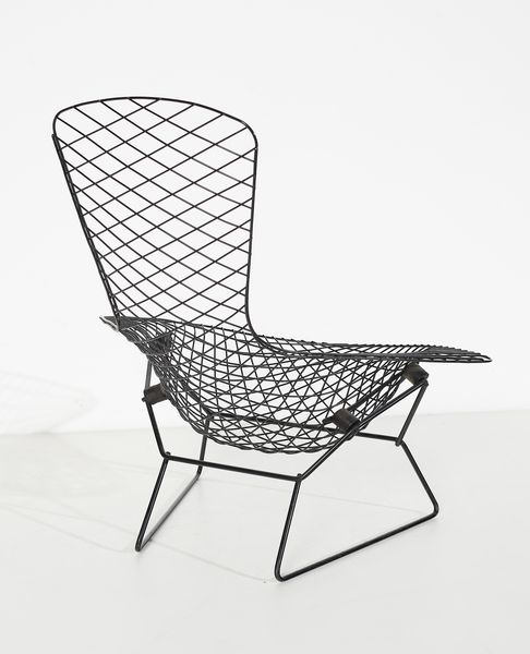 HARRY BERTOIA  (1915 - 1978) : Poltrona Bird con poggiapiedi  - Asta Asta 438 | DESIGN E ARTI DECORATIVE DEL NOVECENTO Online - Associazione Nazionale - Case d'Asta italiane