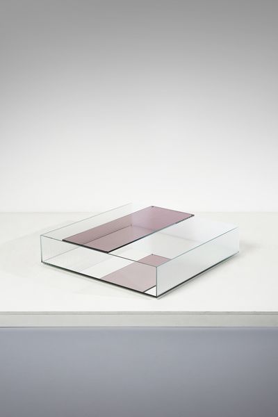 LISSONI PIERO (n. 1956) : Tavolino da salotto per Glas Italia  - Asta Asta 438 | DESIGN E ARTI DECORATIVE DEL NOVECENTO Online - Associazione Nazionale - Case d'Asta italiane