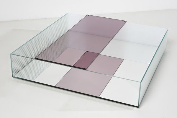 LISSONI PIERO (n. 1956) : Tavolino da salotto per Glas Italia  - Asta Asta 438 | DESIGN E ARTI DECORATIVE DEL NOVECENTO Online - Associazione Nazionale - Case d'Asta italiane