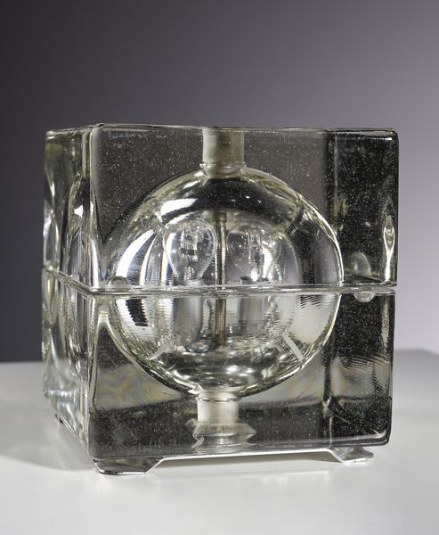 MENDINI ALESSANDRO (1931 - 2019) : Lampada da tavolo mod. Cubosfera per Fidenza Vetraria, Italia  - Asta Asta 438 | DESIGN E ARTI DECORATIVE DEL NOVECENTO Online - Associazione Nazionale - Case d'Asta italiane