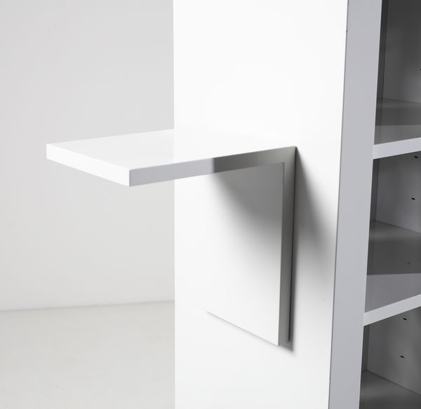 THUN MATTEO (n. 1952) : Cassa Phono per Bieffeplast, Padova  - Asta Asta 438 | DESIGN E ARTI DECORATIVE DEL NOVECENTO Online - Associazione Nazionale - Case d'Asta italiane