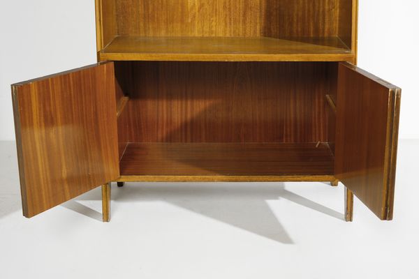 MANIFATTURA ITALIANA : Coppia di librerie  - Asta Asta 438 | DESIGN E ARTI DECORATIVE DEL NOVECENTO Online - Associazione Nazionale - Case d'Asta italiane