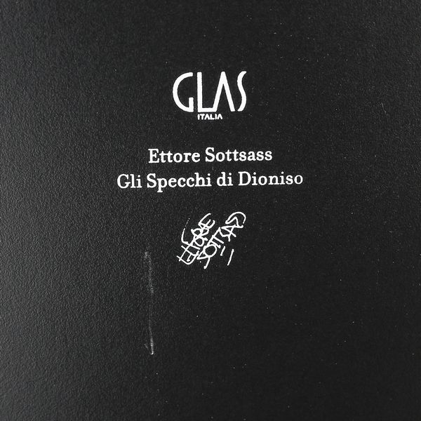 SOTTSASS ETTORE (1917 - 2007) : Specchio della serie Gli specchi di Dioniso (modello 4) per Glas Italia  - Asta Asta 438 | DESIGN E ARTI DECORATIVE DEL NOVECENTO Online - Associazione Nazionale - Case d'Asta italiane