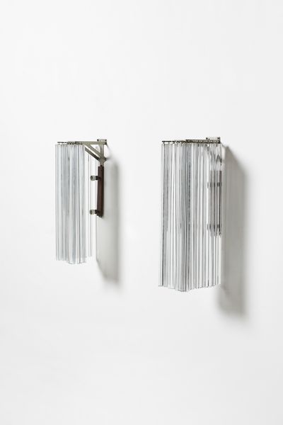 VENINI : Coppia di lampade da parete angolari della serie Trilobo, Murano  - Asta Asta 438 | DESIGN E ARTI DECORATIVE DEL NOVECENTO Online - Associazione Nazionale - Case d'Asta italiane