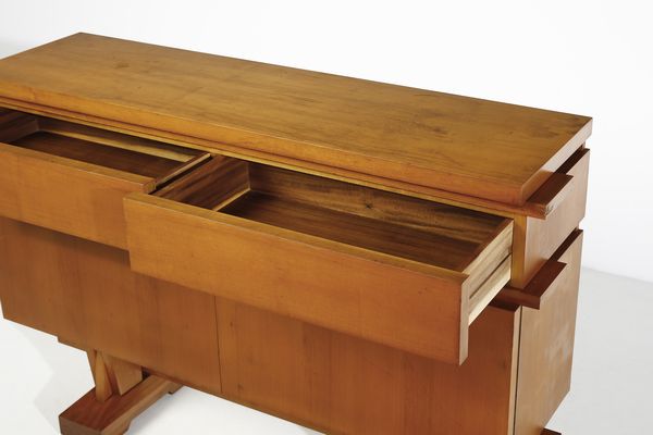 BASSI (cerchia di GIOVANNI MICHELUCCI) GIOVANNI BATTISTA : Credenza  - Asta Asta 438 | DESIGN E ARTI DECORATIVE DEL NOVECENTO Online - Associazione Nazionale - Case d'Asta italiane