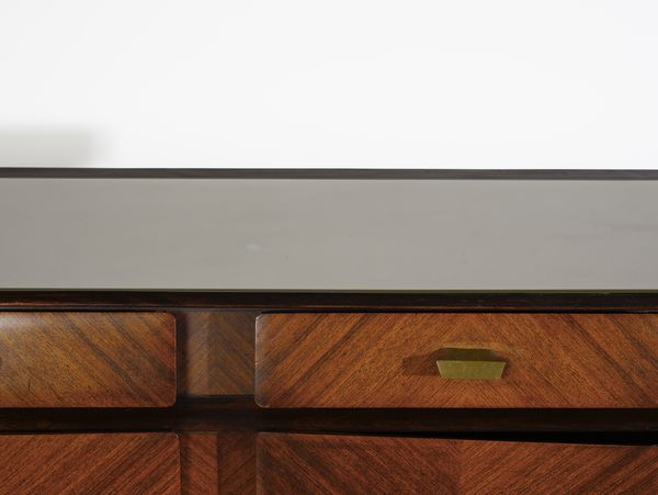DASSI MOBILI MODERNI : Credenza a quattro ante e cassetti, Lissone  - Asta Asta 438 | DESIGN E ARTI DECORATIVE DEL NOVECENTO Online - Associazione Nazionale - Case d'Asta italiane
