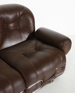 PIAZZESI ADRIANO (1923 - 2009) : attribuito. Divano a tre posti  - Asta Asta 438 | DESIGN E ARTI DECORATIVE DEL NOVECENTO Online - Associazione Nazionale - Case d'Asta italiane