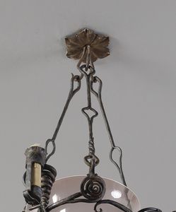 BELLOTTO UMBERTO (1882 - 1940) : nello stile di. Lampada a sospensione a tre luci  - Asta Asta 438 | DESIGN E ARTI DECORATIVE DEL NOVECENTO Online - Associazione Nazionale - Case d'Asta italiane