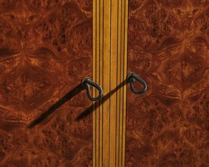 SCARPA AFRA (1937-2011) & TOBIA (n. 1935) : Mobile a due ante della serie Artona per Maxalto, Italia  - Asta Asta 438 | DESIGN E ARTI DECORATIVE DEL NOVECENTO Online - Associazione Nazionale - Case d'Asta italiane